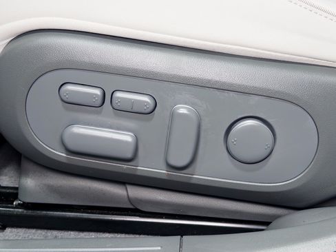 Used 2023 Hyundai Ioniq 5 Limited AWD/4WD image 7