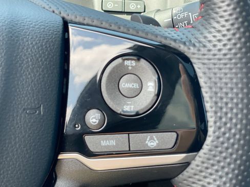 Used 2024 Honda Passport Black Edition image 8