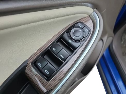 Used 2023 Chevrolet Malibu LT image 12