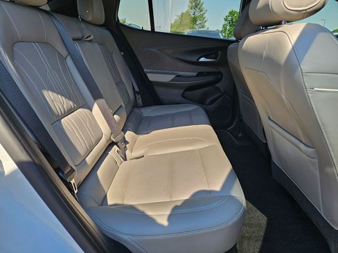 Used 2025 Buick Envista Avenir FWD image 30