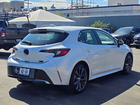 Used 2025 Toyota Corolla XSE FWD image 7