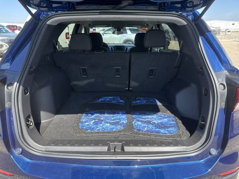 Used 2023 Chevrolet Equinox LS w/ LS Convenience Package image 8