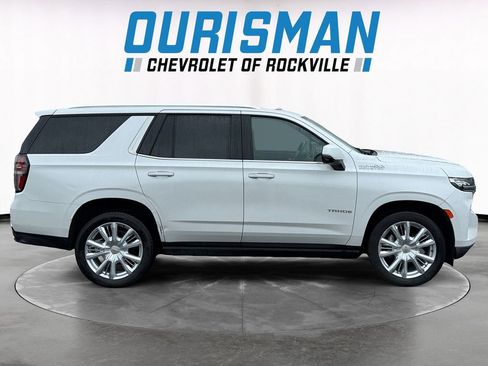 Used 2022 Chevrolet Tahoe High Country w/ Premium Package 2 AWD/4WD image 6