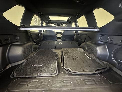 Certified 2025 Subaru Forester Limited image 9