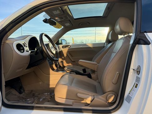 Used 2016 Volkswagen Beetle 1.8T SEL w/ Lighting Package image 13