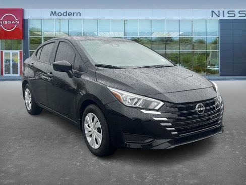 Certified 2024 Nissan Versa S w/ Trunk Package image 3