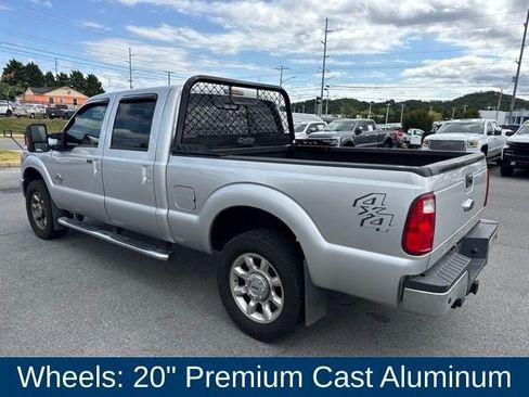 Used 2016 Ford F250 Lariat w/ Lariat Interior Package AWD/4WD image 14