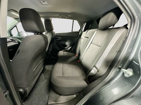 Used 2019 Chevrolet Trax LT FWD image 24