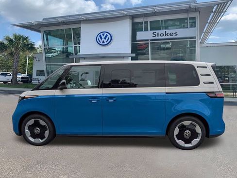 New 2025 Volkswagen ID. Buzz Pro S Plus image 7