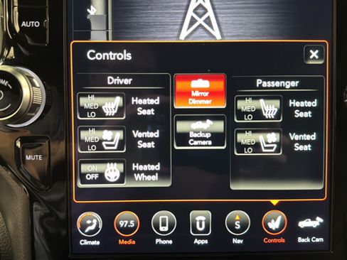 Used 2021 RAM 1500 Laramie AWD/4WD image 33