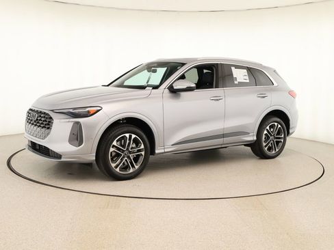 New 2025 Audi Q5 Premium Plus image 13