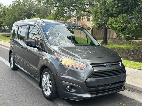 Used 2017 Ford Transit Connect XLT FWD image 2
