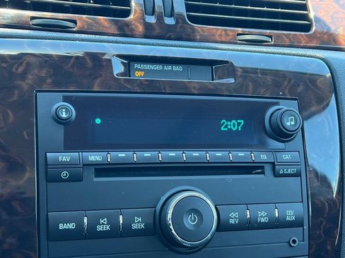 Used 2012 Chevrolet Impala LT w/ LT Sunroof Package FWD image 22