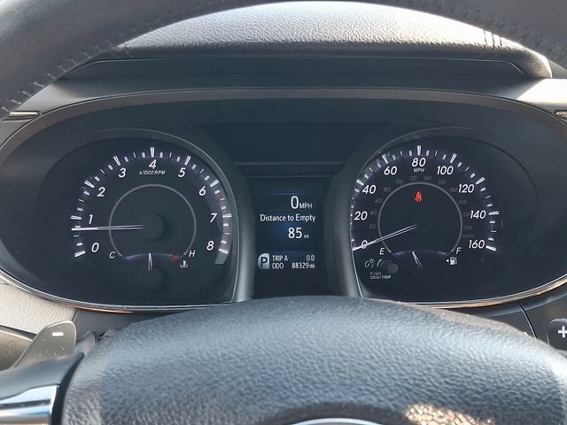 Used 2016 Toyota Avalon Limited w/ Toyota Safety Sense Package FWD image 21