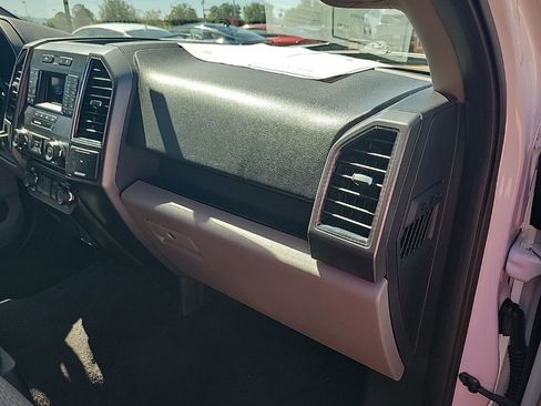 Certified 2018 Ford F150 XLT RWD image 37