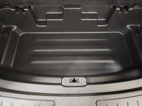 Used 2021 Buick Enclave Essence w/ Sport Touring Edition image 42