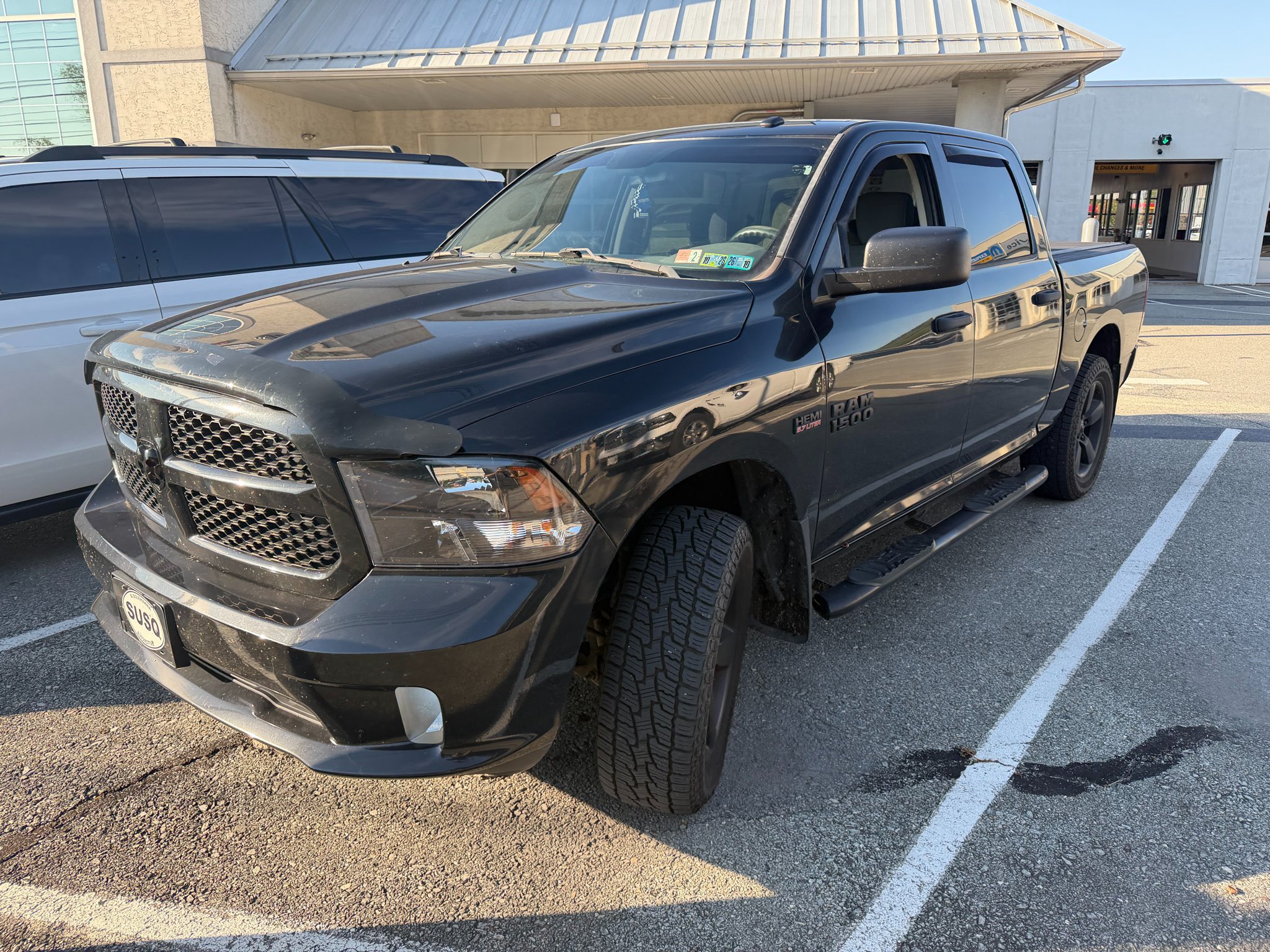 Used 2016 RAM 1500 Express w/ Black Ram 1500 Express Group AWD/4WD image 2