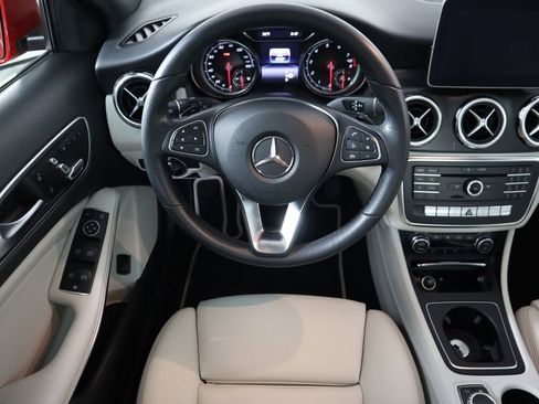 Certified 2019 Mercedes-Benz GLA 250 GLA 250 image 10