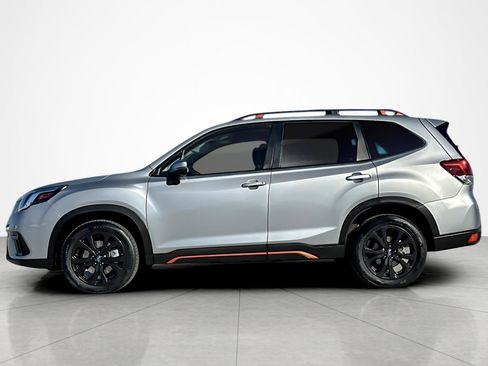 Used 2023 Subaru Forester Sport image 2