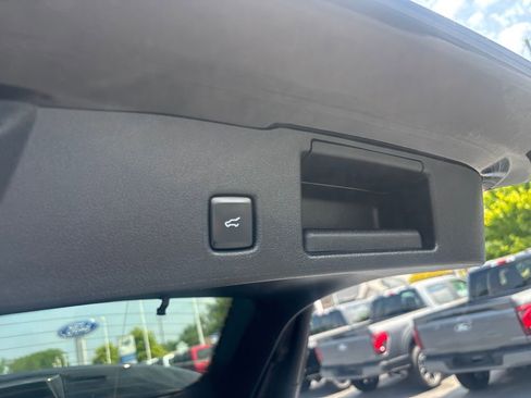 Used 2024 Ford Escape SE FWD image 33
