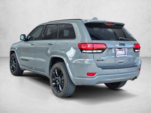 Used 2020 Jeep Grand Cherokee Altitude AWD/4WD image 7