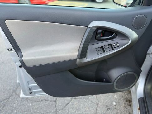 Used 2010 Toyota RAV4 2WD image 31