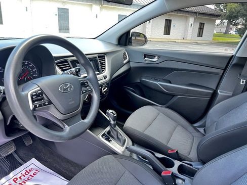 Used 2021 Hyundai Accent SE image 15