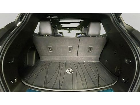 Used 2022 Buick Enclave Avenir w/ Avenir Technology Package image 16