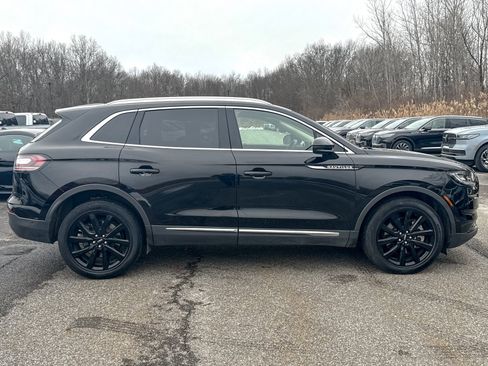 Used 2023 Lincoln Nautilus Reserve w/ Equipment Group 201A image 8