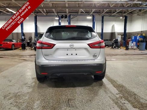 Used 2022 Nissan Rogue Sport SL image 4