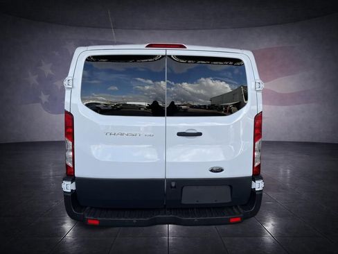 Used 2017 Ford Transit 150 XL image 4