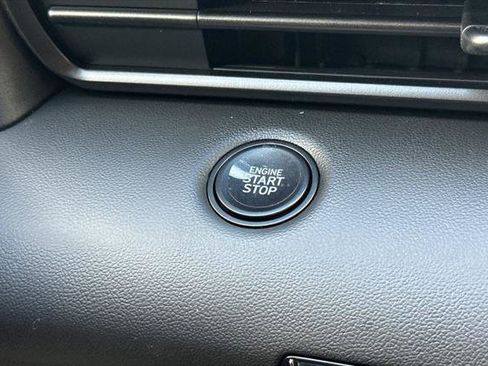 New 2026 Hyundai Elantra SEL Sport image 18