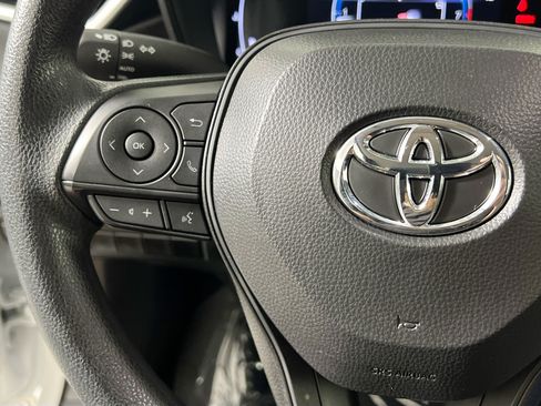 Used 2026 Toyota Corolla LE FWD image 19