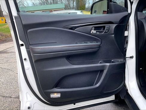 Used 2023 Honda Ridgeline Black Edition image 22