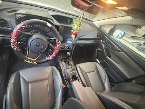 Used 2021 Subaru Crosstrek 2.5i Sport w/ Moonroof Package AWD/4WD image 4