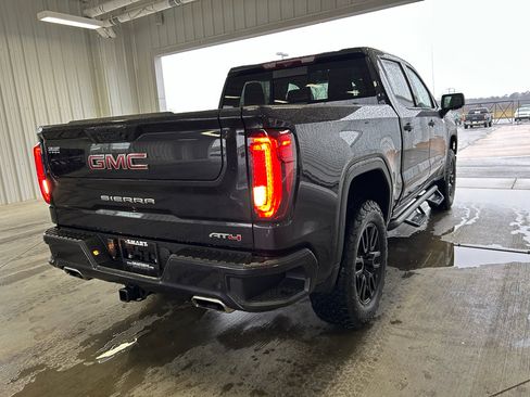 Used 2022 GMC Sierra 1500 AT4 w/ AT4 Premium Package image 6