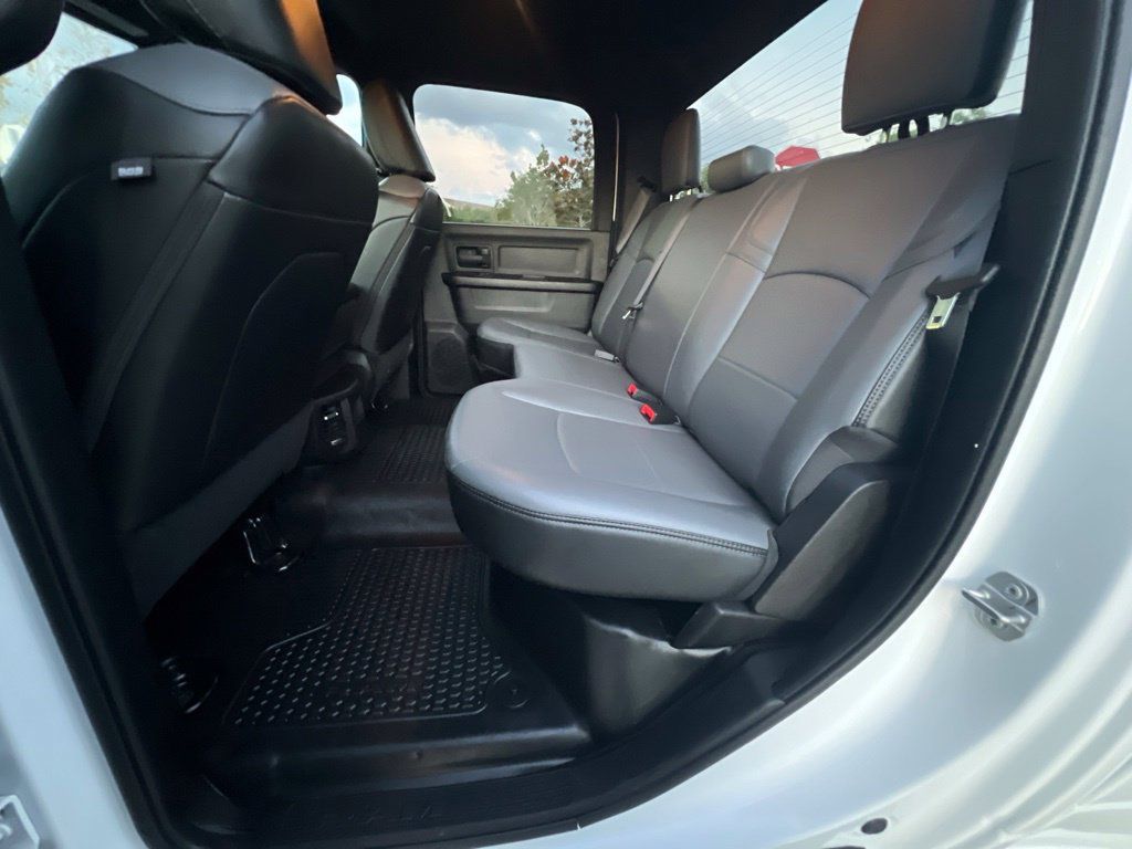 Used 2025 RAM 3500 Tradesman AWD/4WD image 17