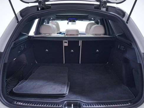 Used 2024 Mercedes-Benz GLC 300 4MATIC image 20