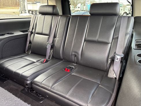 Used 2013 GMC Yukon XL SLT image 14