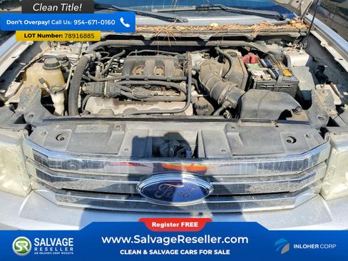 Used 2009 Ford Flex SEL image 16
