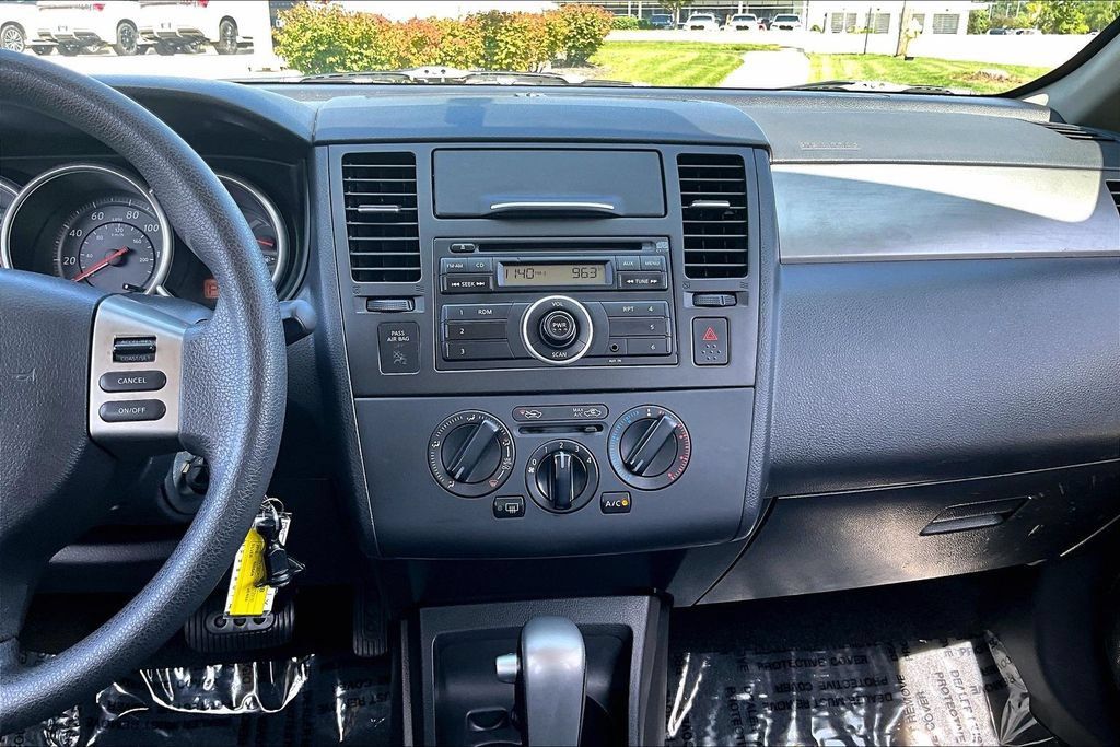 Used 2012 Nissan Versa 1.8 S w/ Plus Pkg FWD image 18