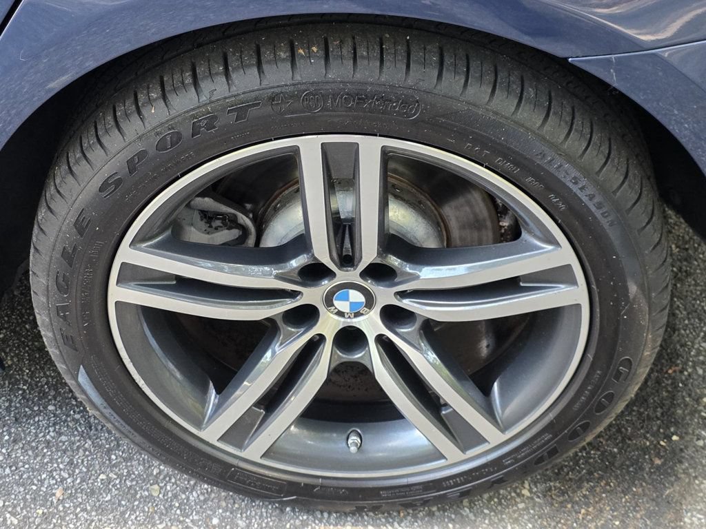 Used 2021 BMW 530i xDrive w/ Premium Package AWD/4WD image 37