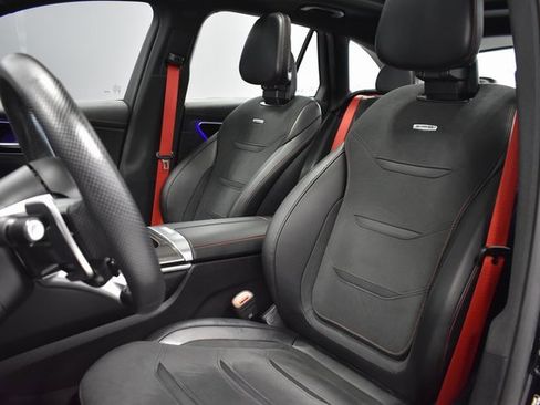 Used 2025 Mercedes-Benz GLC 43 AMG 4MATIC image 5