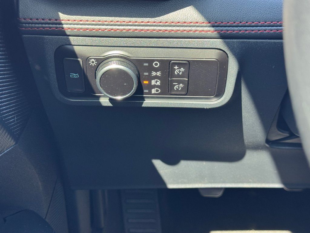Used 2024 Ford Mustang GT Premium RWD image 23