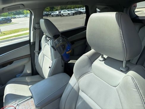 Used 2020 Acura MDX SH-AWD w/ Technology Package image 17