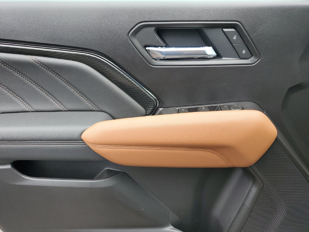 New 2026 GMC Canyon AT4 AWD/4WD image 17