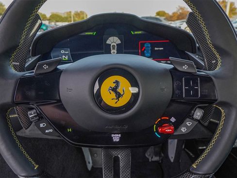 Used 2023 Ferrari SF90 Spider image 24