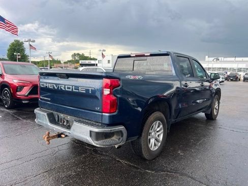 Used 2021 Chevrolet Silverado 1500 LT w/ Convenience Package II AWD/4WD image 5