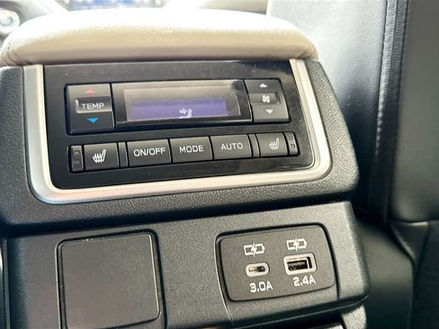 Used 2023 Subaru Ascent Limited w/ Technology Package AWD/4WD image 31