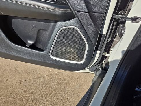 Used 2018 Jeep Compass Latitude image 39